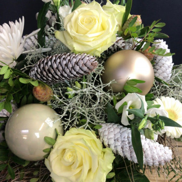 Bouquet Noël Blanc, Des Lys & Délices, Sion, Artisan Fleuriste en Valais