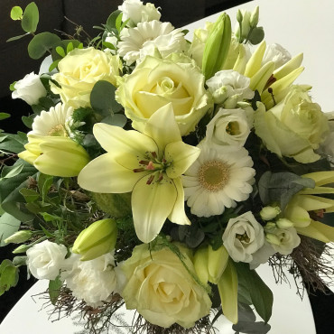 Bouquet hommage blanc, Des Lys & Délices, Sion