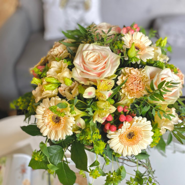 Bouquet de fleurs fraîches, une harmonie de couleurs, Bouquet de fleurs fraîches, Des Lys & Délices, Sion