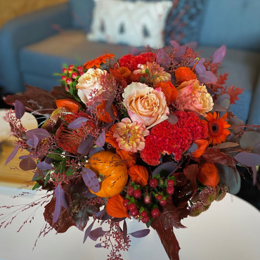 Bouquet de fleurs fraîches avec des courges, Bouquet de fleurs pour l'automnes, Des Lys & Délices, Sion