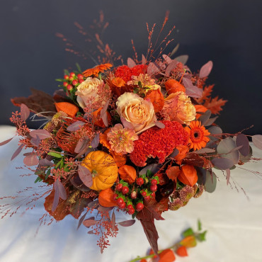 Bouquet de fleurs fraîches avec des courges, Bouquet de fleurs pour l'automnes, Des Lys & Délices, Sion