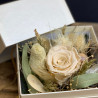 Arrangement de fleurs séchées dans une boite précieuse, Des Lys & Délices, Fleuriste à Sion