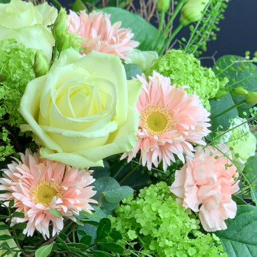 Bouquet tendre et pastel, Des Lys & Délices, Sion